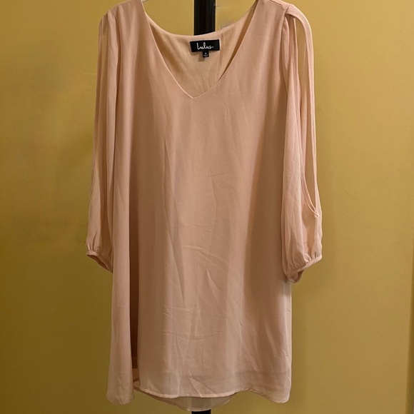 Lulu's Blush Pink V-Neck Dress (S) - Picture 1 of 12